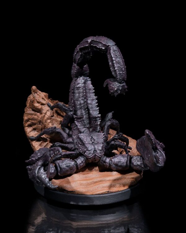 Giant_Scorpion3_4de7739147.jpg Giant Scorpion